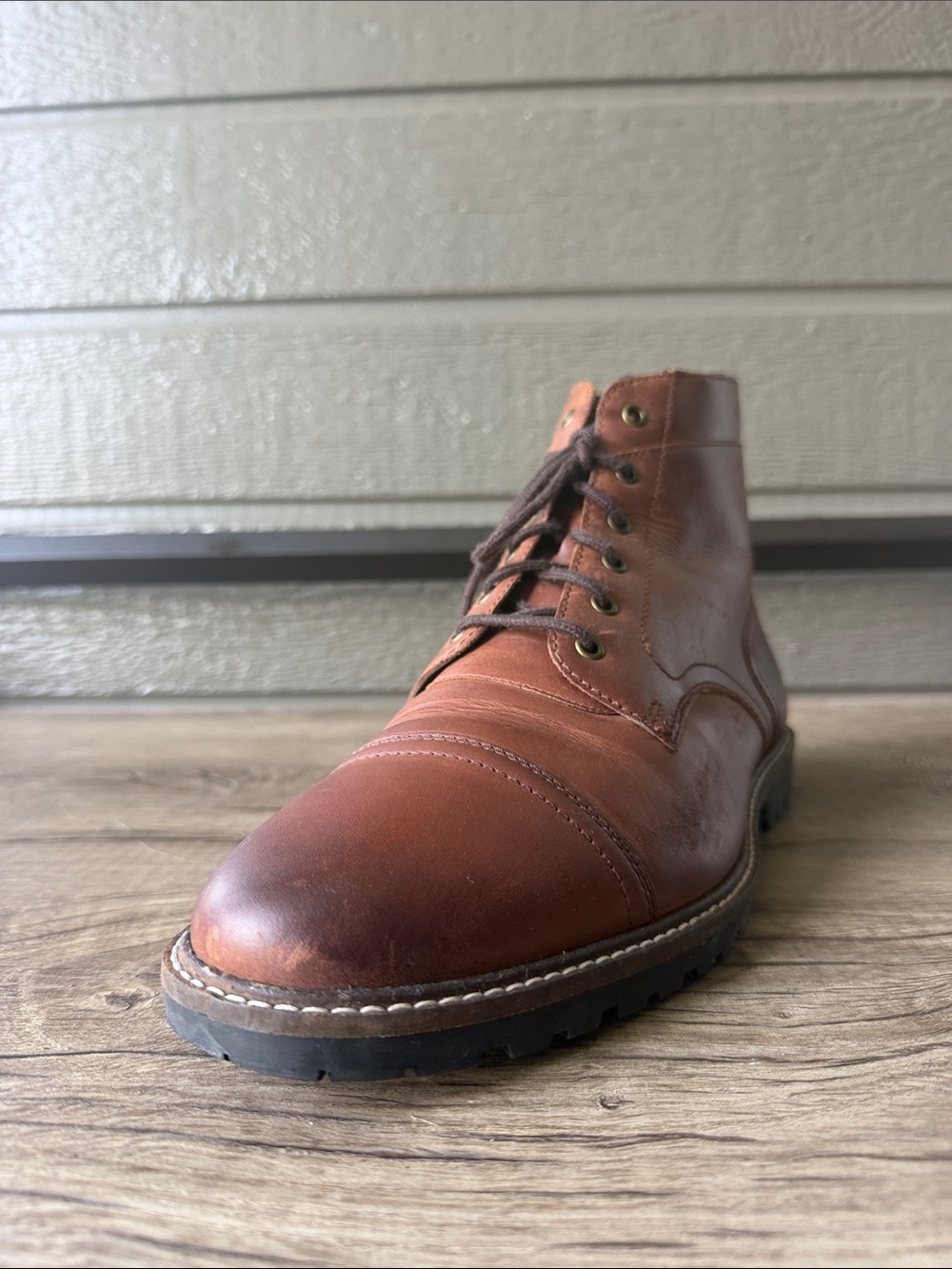 Cole Haan Men's Chestnut Leather Chukka Boots size 10 M